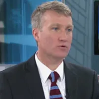 Photo of Derek Warren